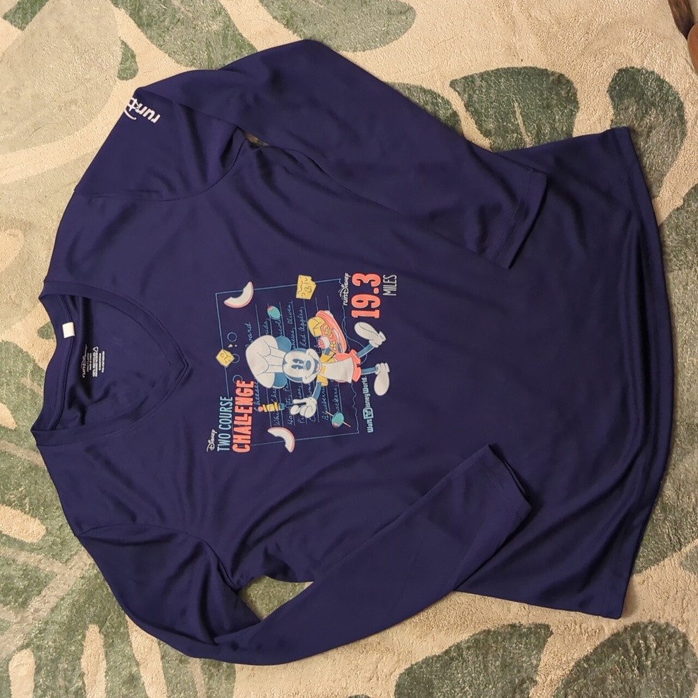 2024 runDisney wine and dine two-course challenge chef Mickey long sleeve